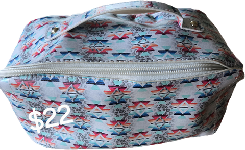 Expandable Aztec Print Toiletry/Make-up Bag